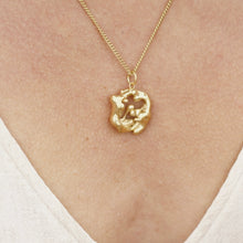 Load image into Gallery viewer, Whirl