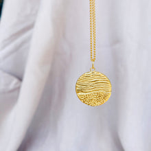 Load image into Gallery viewer, Golden inlet