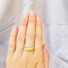 Load image into Gallery viewer, Swirl ring