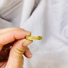 Load image into Gallery viewer, Sandwhispers ring