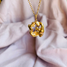 Load image into Gallery viewer, Whirl