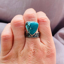 Load image into Gallery viewer, Reticulated turquoise ring