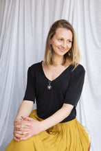 Load image into Gallery viewer, Small Earth-Water reversible necklace