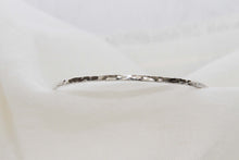 Load image into Gallery viewer, Thin hammered silver bangle Medium
