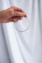 Load image into Gallery viewer, Thin bangle with three brass loops