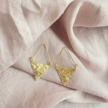 Load image into Gallery viewer, Earth earrings