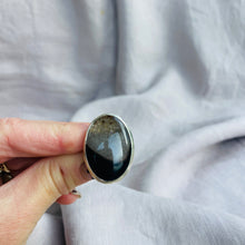 Load image into Gallery viewer, Large Agate Ring
