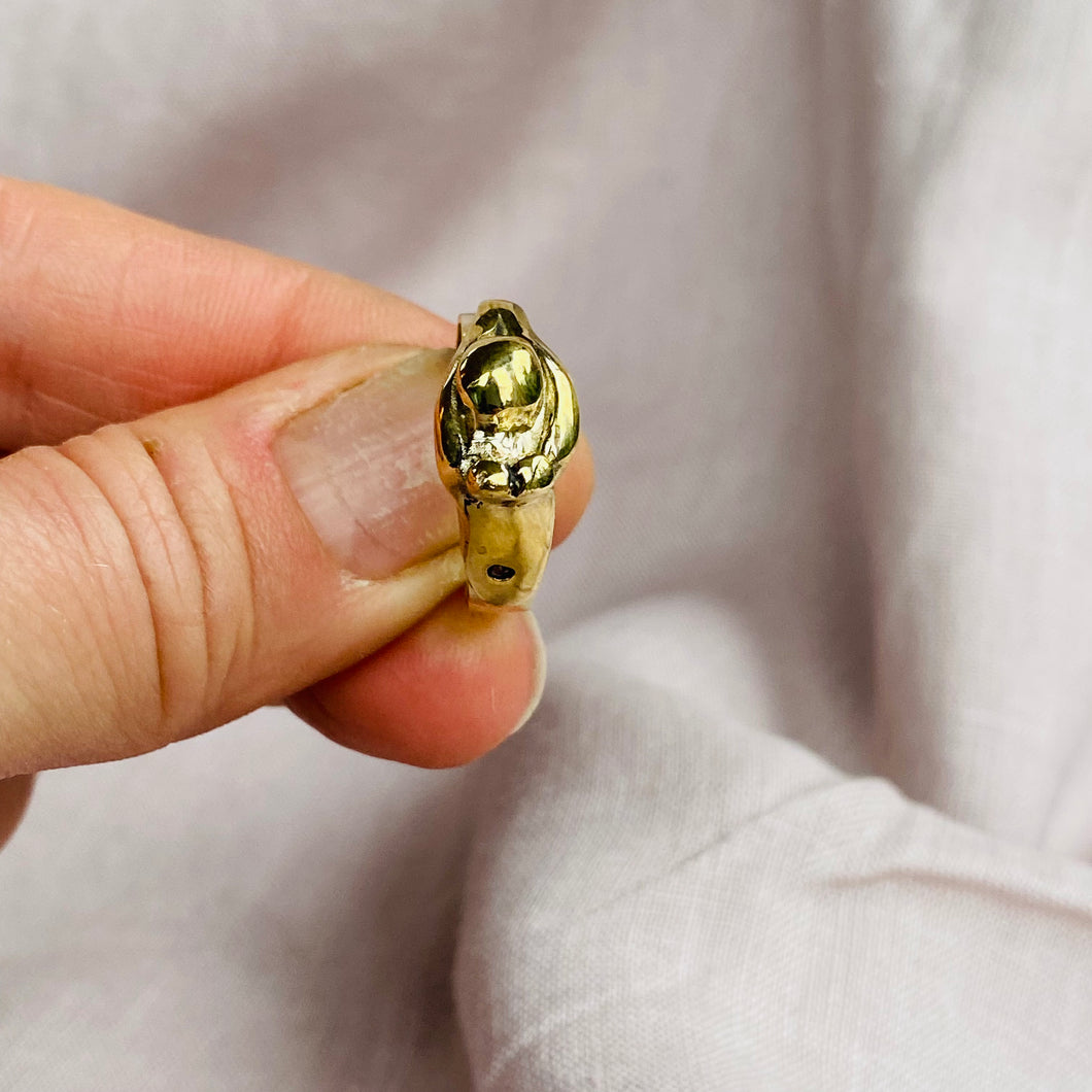 Female form ring brass