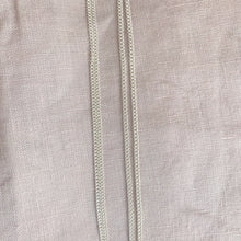Load image into Gallery viewer, Silver chains
