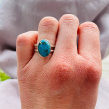Load image into Gallery viewer, Oval Turquoise Ring
